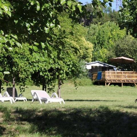 Stellplatz - Pauschale Stellplatz Lanai Zelt/Wohnwagen + 10 A