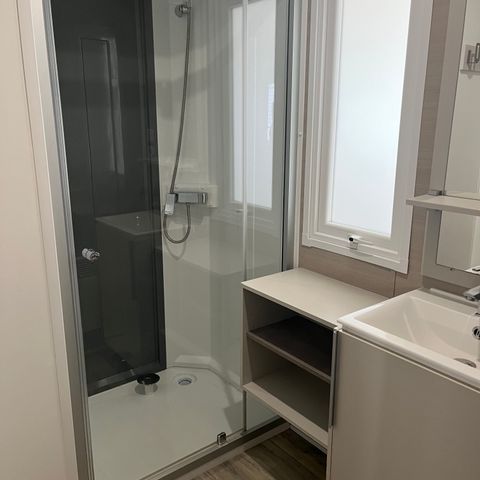 Mobilheim 6 personen - Mobilheim mit überdachter Terrasse 3 Schlafzimmer
