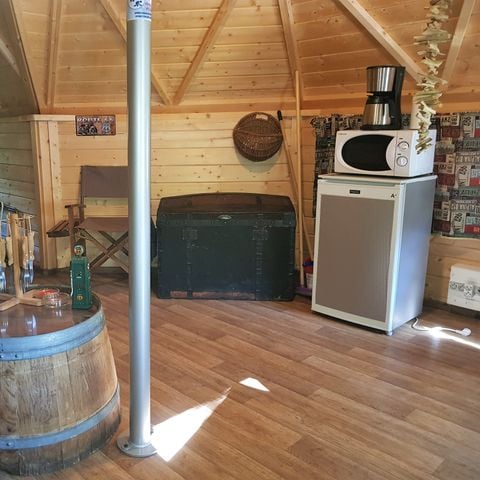 UNIEKE ACCOMMODATIE 4 personen - Toevluchtsoord - Hutgeest - Zonder water of sanitair voor 2/4 personen,