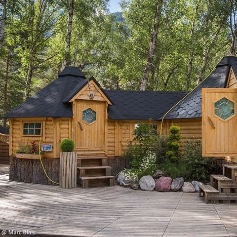 Unusual 4 persons - Destination Finland - Kota and its private Nordic bath for 2/4 people
