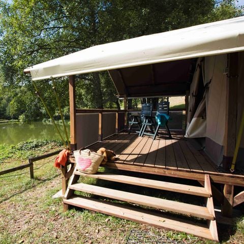 TENTE TOILE ET BOIS 5 personnes - Grande Lodge Nature et Luxe sans sanitaires