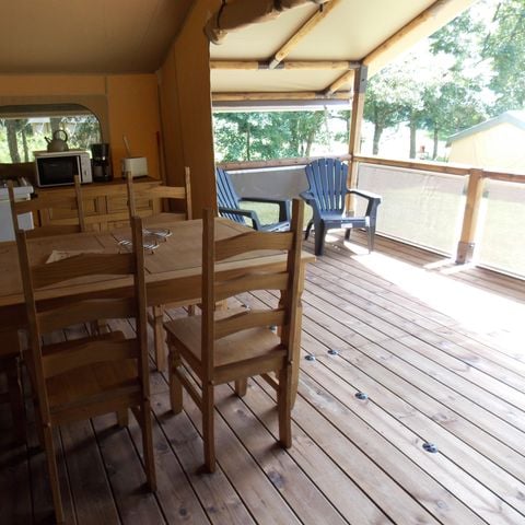 Tente en toile et en bois 5 personnes - Grande Lodge Nature et Luxe