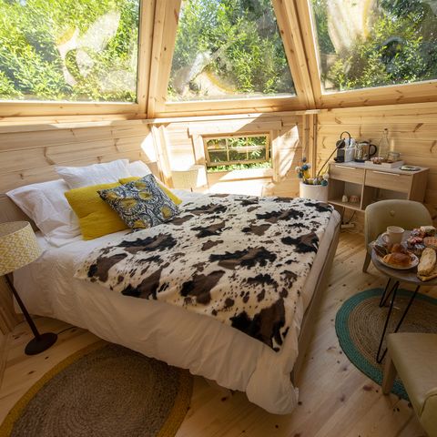 HÉBERGEMENT INSOLITE 2 personnes - Bulle en Bois de Chantilly, sans sanitaires, sans cuisine