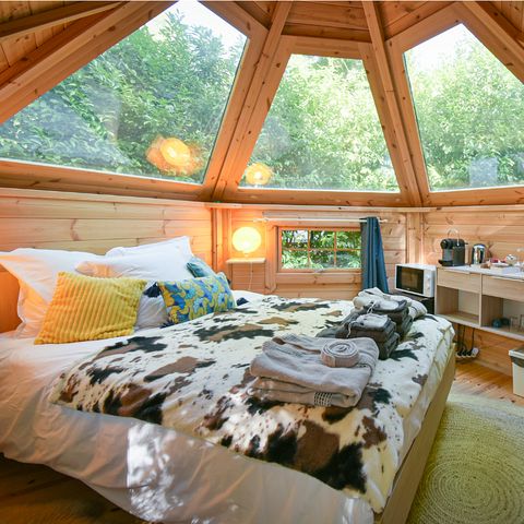 HÉBERGEMENT INSOLITE 2 personnes - Bulle en Bois de Chantilly, sans sanitaires, sans cuisine