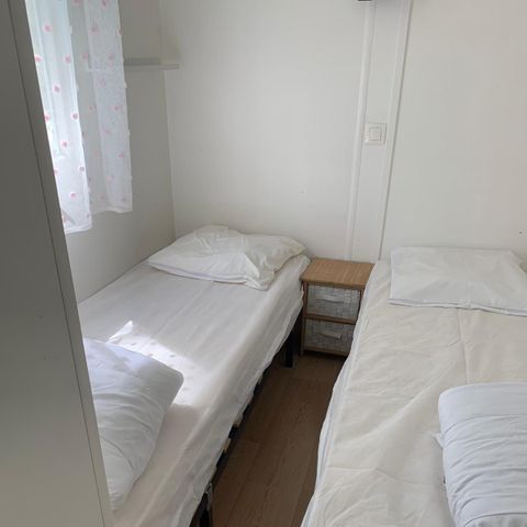 Mobilhome 2 personnes - LAVANDE ++ - 3 chambres - Tarif pour 2
