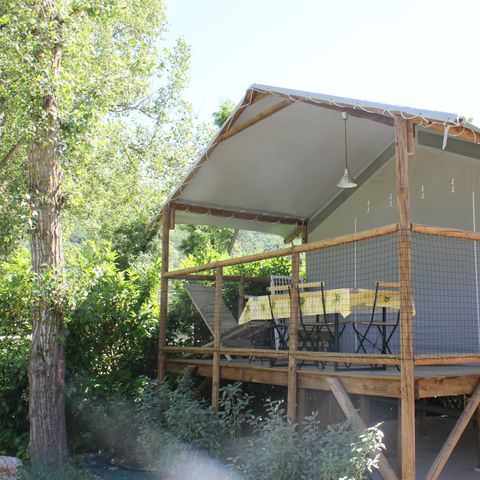 SAFARIZELT 4 Personen - Komforthütte Lodge auf Stelzen 32m²