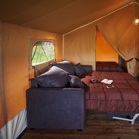 Canvas and wooden tent 5 persons - Lodge on stilts Comfort+ 46m² - Without sanitary facilities