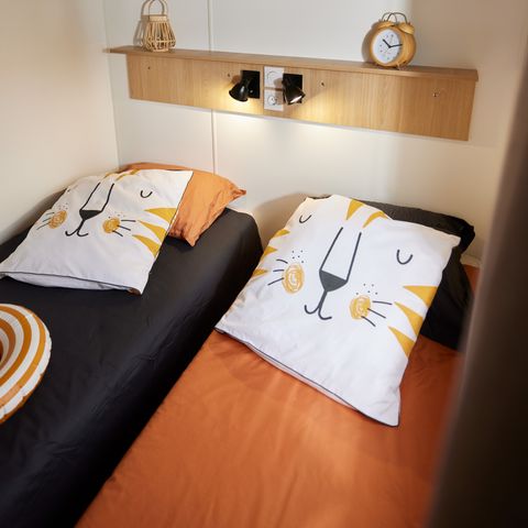 MOBILHOME 7 personas - 35m² Premium (3 habitaciones) + Terraza + BT + TV + Aire acondicionado