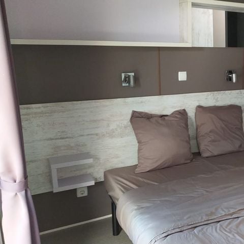 Mobilhome 5 personnes - Premium - 40m² - 2 chambres - TV - Lave-vaisselle - BBQ - Clim - 2 salles de bain