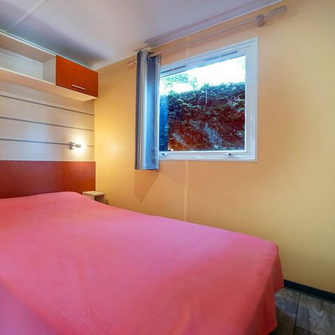 Stacaravan 6 personen - Klassiek | 3 slaapkamers | 6 pers | Verhoogd terras | 1 badkamer