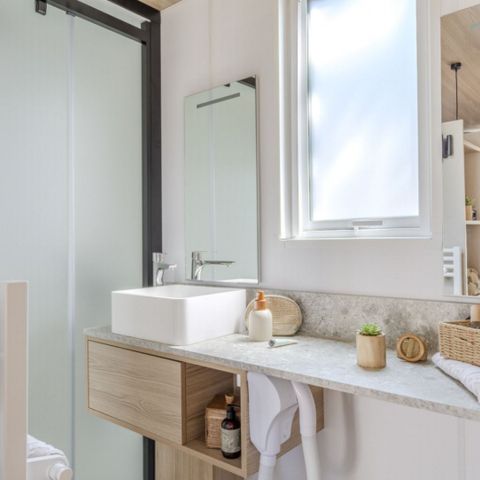 BUNGALOW 4 personnes - Cottage Palma 4 pers 2 Ch 2 Sdb avec spa Premium