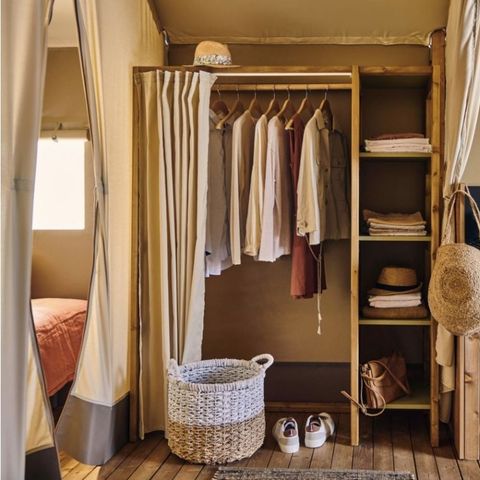 TENT 4 people - Lodge tent 4 pers 2 Ch 1 Sdb ***