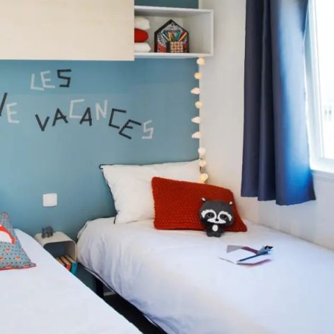 BUNGALOW 6 personnes - Mobil Home Aqua 2 chambres 4/6 personnes TV