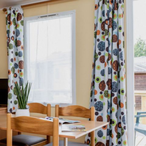 Stacaravan 4 personen - MH Middeleeuws comfort, 2 slaapkamers, 4 personen