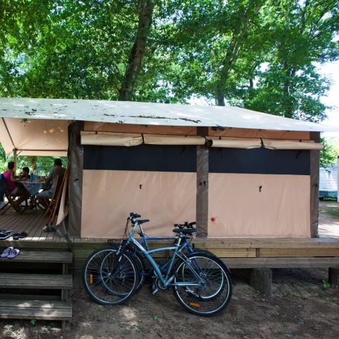 Tienda de lona y madera 4 personas - Eco (sin instalaciones sanitarias)