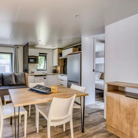 Mobilheim 6 Personen - Premium 4 Zimmer 6 Personen Klimatisiert + TV