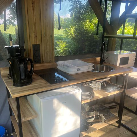 UNUSUAL ACCOMMODATION 4 people - DK'ouverte DKbane INSOLITE - 2 bedrooms (with bathroom and no TV) 3/4 pers.