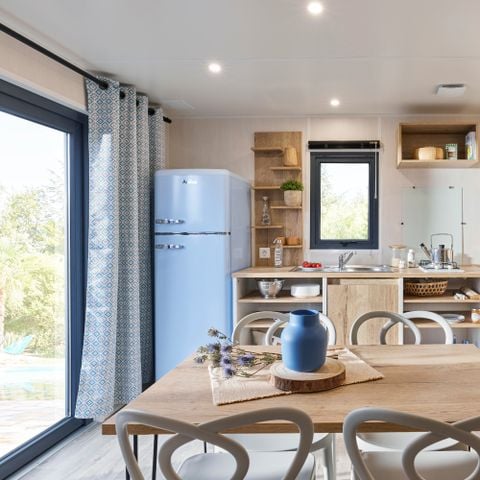 Mobilhome 4 personnes - Palmy Premium 24,5m2 - 2 chambres - CLIM - TV - Lave-vaisselle - Terrasse Couverte