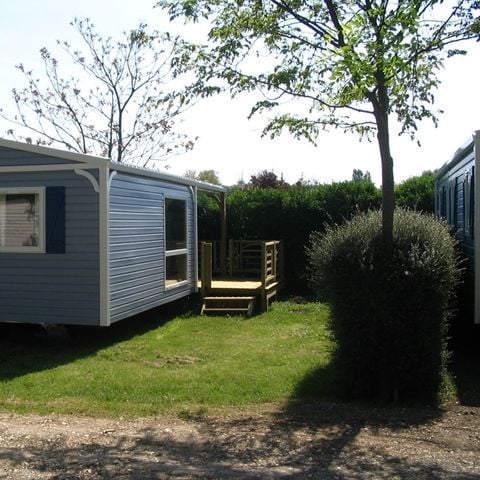 Stacaravan 4/5 personen - Loggia 26 m² - 2bed - TV