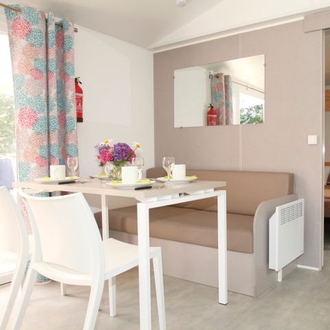 Stacaravan 4 personen - Confort 29m² - 2 kamers - Overdekt terras - TV