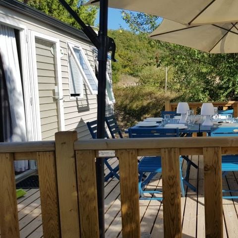 MOBILHOME 8 personnes - MH4 COTTAGE TRIBU 52.6 m² (2 Mobil-homes face à face avec terrasse commune)
