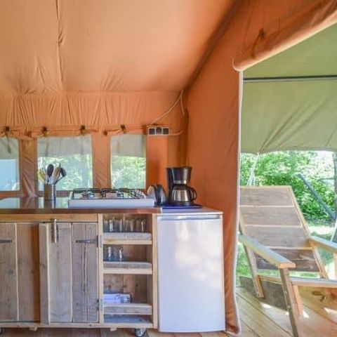 TENTE TOILE ET BOIS 5 personnes - LODGE NATURE 35 m²