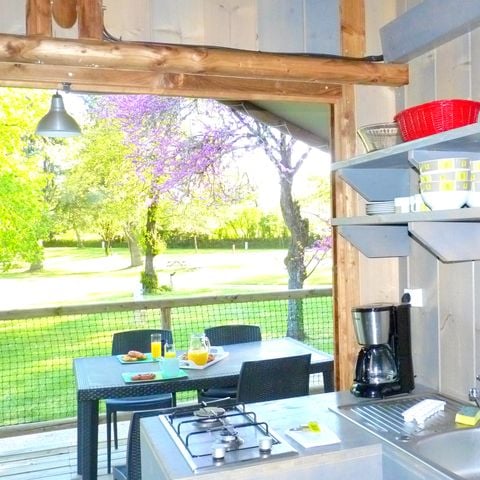 HÉBERGEMENT INSOLITE 6 personnes - CABANE SUR PILOTIS