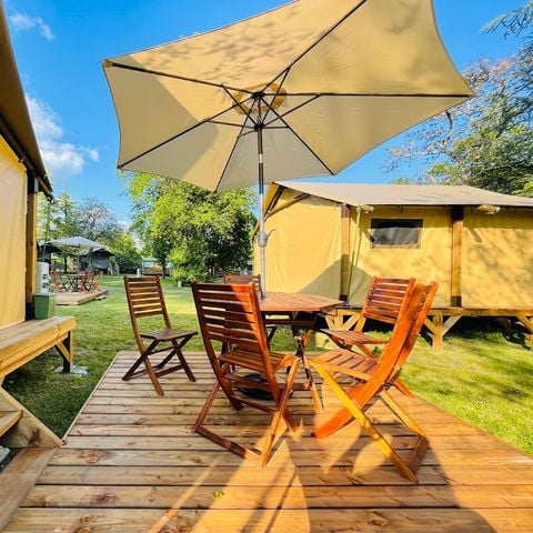 CANVAS AND WOOD TENT 5 people - Safari tent (without sanitary facilities)