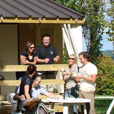 MOBILHOME 5 personnes - TITHOME sans douche