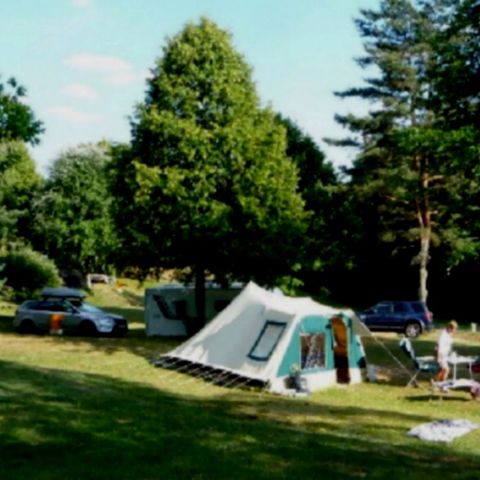 Stellplatz - Nackter Stellplatz ohne Strom