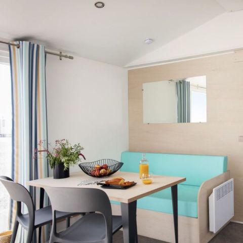 MOBILHOME 4 personnes - Classique 2 chambres 4.  PMR ( Personnes à mobilité réduite prioritairement)