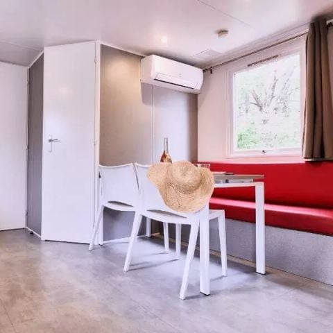 MOBILHOME 4 personnes - Mobil-Home Cosy 3 Pièces 4 Personnes Climatisé