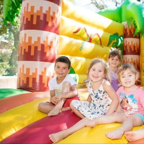 Camping Domaine des Chenes Blancs - Camping Vaucluse - Image N°12