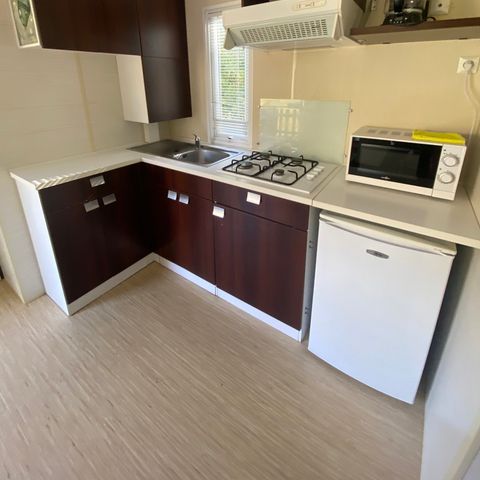 Mobilheim 5 personen - Mobilheim 2 Zimmer - halbüberdachte Terrasse