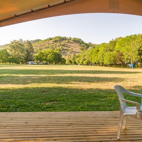 Canvas and wooden tent 4 persons - 2-bedroom lodge tent