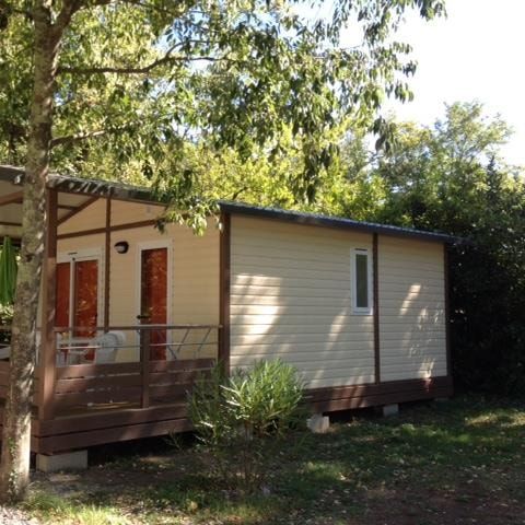 Chalet 4 persons - STANDARD NEMO 20m² 2 bedrooms - semi-covered terrace
