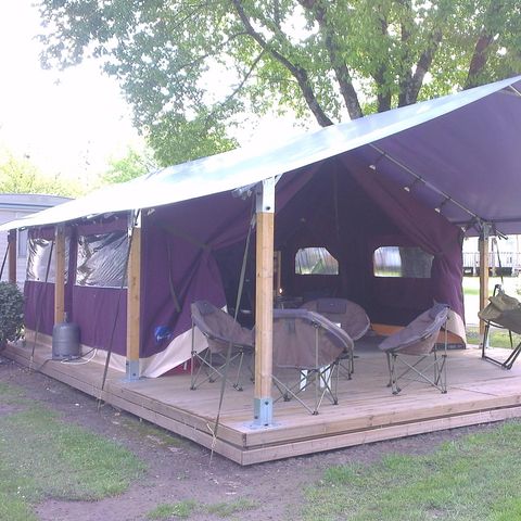 Canvas and wooden tent 5 persons - Freeflower (without sanitary facilities)