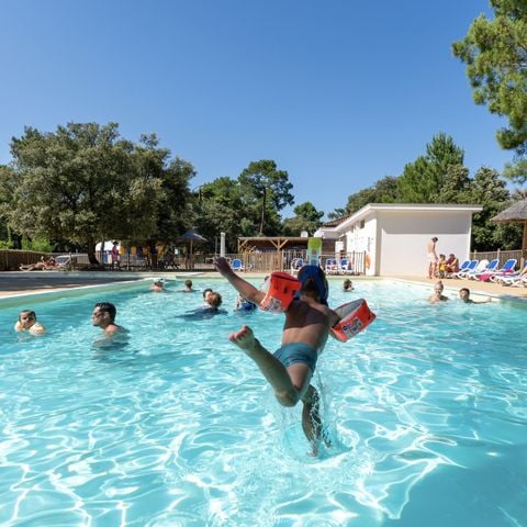 Flower Camping Monplaisir | Camping Oléron 4 étoiles - Camping Charente-Maritime - Image N°2