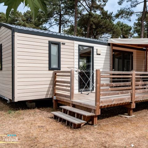 Mobilhome 4 personas - Premium de 31m² - 2 habitaciones - Lavavajillas - Terraza semicubierta de 15m².