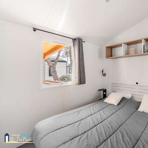 Stacaravan 4 personen - Stacaravan Premium 32m² (2 kamers - 2 badkamers) + Afwasmachine + 15m² halfoverdekt terras