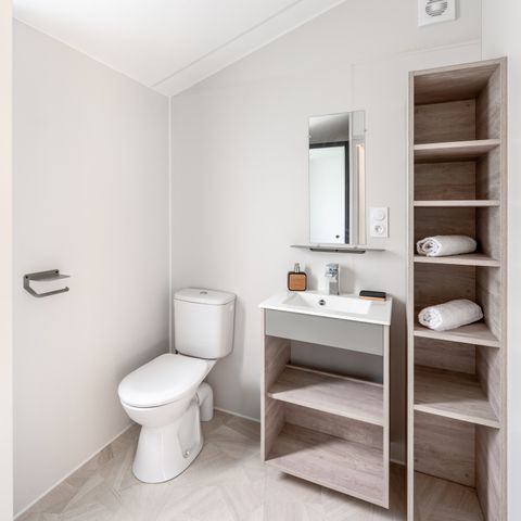 Stacaravan 2 personen - Stacaravan Premium 19m² (1 kamer) + Afwasmachine + 11m² halfoverdekt terras