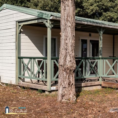 BUNGALOW 4 personnes - Premium 32m² (2 chambres) réservé aux personnes à mobilité réduite avec climatisation