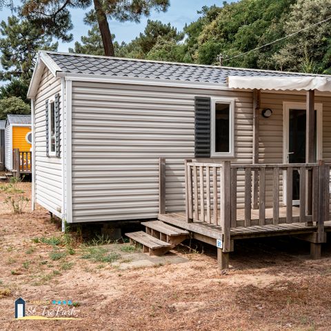 Mobile home 4 persons - Comfort mobile home 27.5m² (2 bedrooms) + 11m² semi-covered wooden terrace