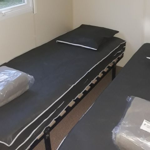 Mobilheim 8 personen - Premium (Seite des Campingplatzes)