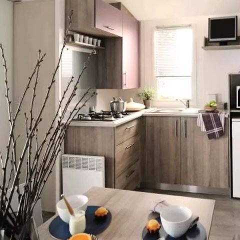 BUNGALOW 6 personnes - Mobil-Home Confort 3 Pièces 4/6 Personnes Côté Camping + TV
