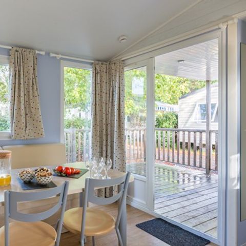 Stacaravan 4 personen - Classic XL | 2 slaapkamers | 4 pers. | Verhoogd terras