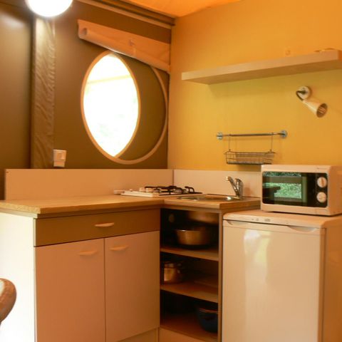 Tente en toile et en bois 5 personnes - Grand lodge 25m² (2 chambres) 5 pers