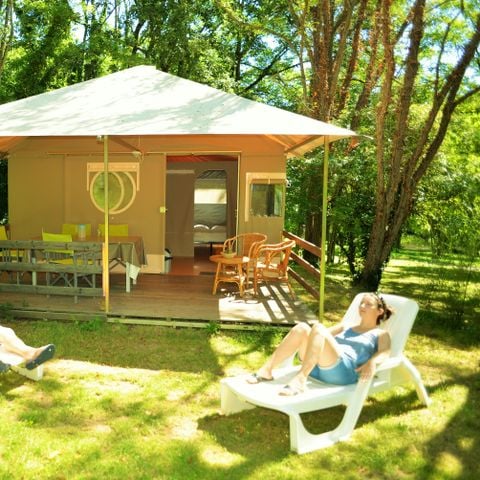Tente en toile et en bois 5 personnes - Grand lodge 25m² (2 chambres) 5 pers