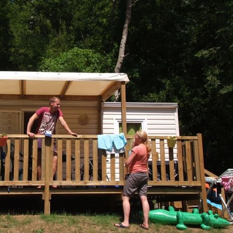 MOBILE HOME 3 people - Mobile-home 2/3 places + baby bed . TV 3/4 pers