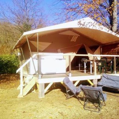 CANVAS AND WOOD TENT 5 people - Small Lodge 20m² (2 bedrooms) without sanitary facilities 5 pers